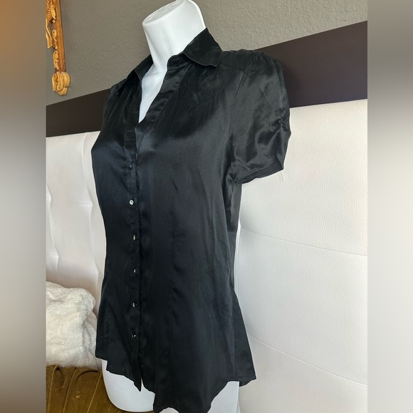 Express • Button Front Blouse size M - Picture 3 of 8